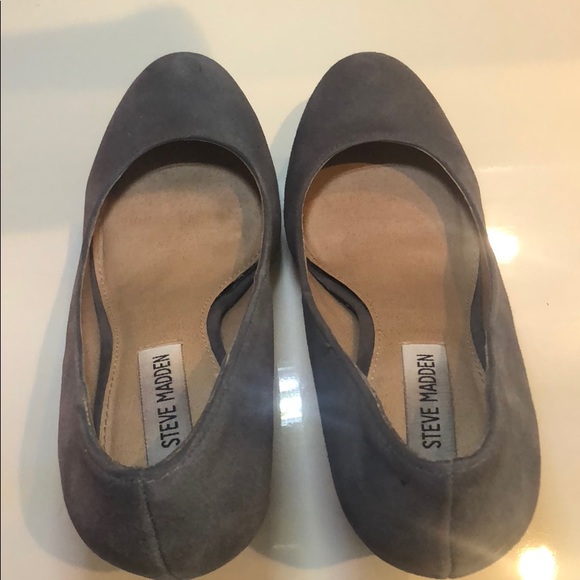 Steve Madden Gray Suede Platform Pump Heels - Picture 5 of 8